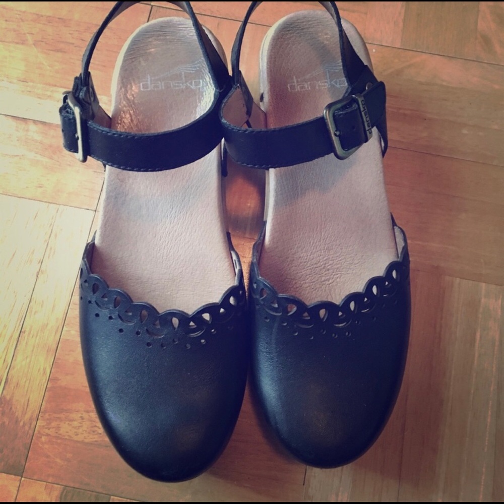 Dansko Marta Size 37